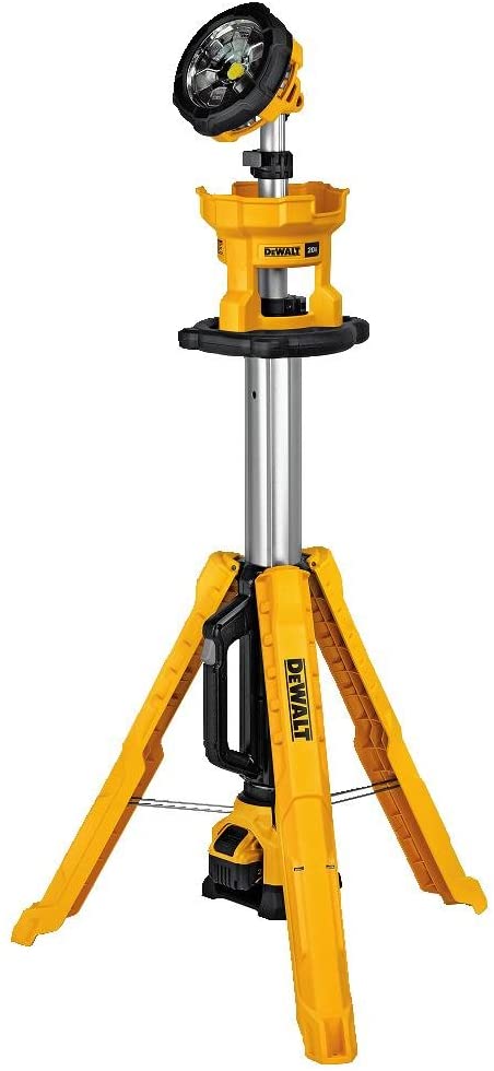 TORRE DE LUZ DE TRABAJO LED CON BASE DE TRIPODE DE 20V, 3000 LUMEN, IP54, MARCA DEWALT, MODELO DCL079R1: 1 BAT 6 AH + CARG
